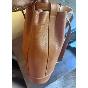 Louis Vuitton Tan Epi Randonnee PM Bag Louis Vuitton | Bags | Rare Louis Vuitton Epi Randonnee Pm  main image 2